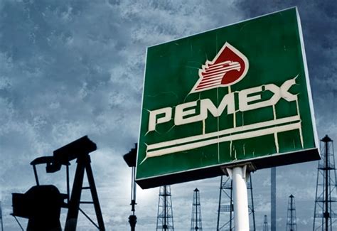 Ganancias De Pemex Se Desploman Casi 54