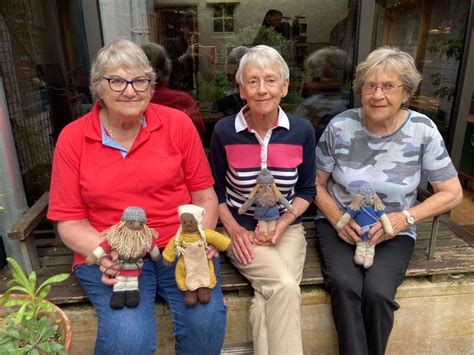 Thetfords Knit And Knatter Group Goes Viking And Anglo Saxon To Help