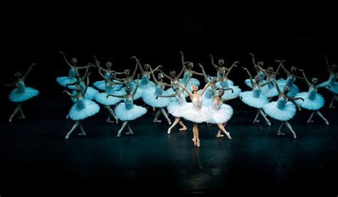 Le Lac des Cygnes Ballet National de Chine Vidéo Dailymotion