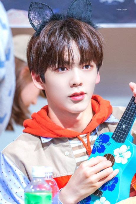 Pin Oleh Moonie Di Verivery