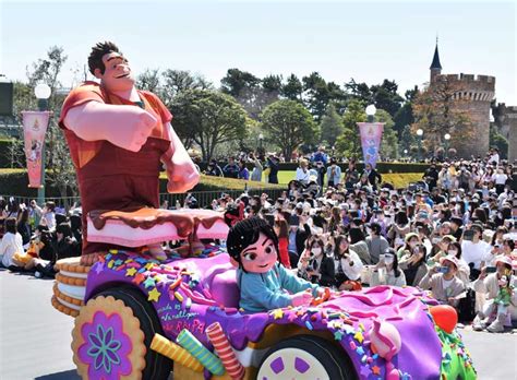 ＜東京ディズニーランド＞パレード刷新、40周年記念イベントでお祝いムード 15日から一般公開 【写真複数あり】 千葉日報オンライン