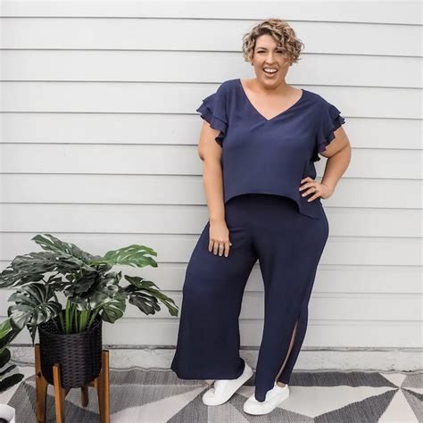 How To Wear Casual Plus Size Outfits With Sneakers What You Need To