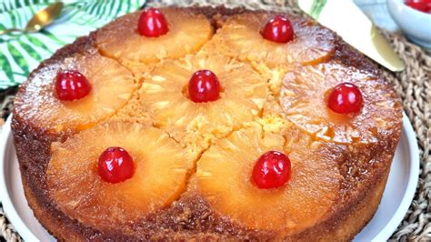 Fácil Jugoso y Delicioso Volteado de Piña Tarta de Piña Invertida