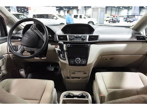 2016 Honda Odyssey: 69 Interior Photos | U.S. News