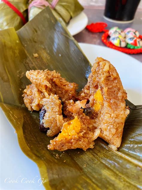 Chinese Sticky Rice Dumplings Zongzi Chicken With Shiitaki Mushrooms