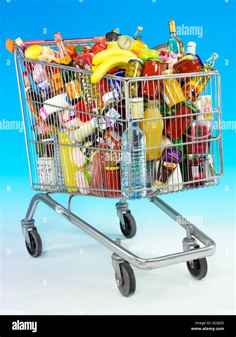 SHOPPING TROLLEY / GROCERY CART Stock Photo - Alamy