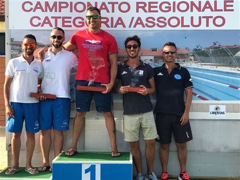 La Kroton Nuoto Sul Podio A Squadre Ai Campionati Regionali Di Nuoto Di