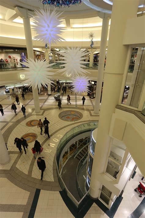 Metropolis at Metrotown Hosting Massive Black Friday Sale - List of Stores