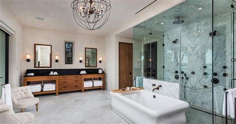 Where did Dwyane Wade live? Taking a closer look at Heat legend's $22 ...
