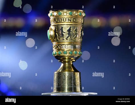 Dfb Pokal Trophy Hi Res Stock Photography And Images Alamy