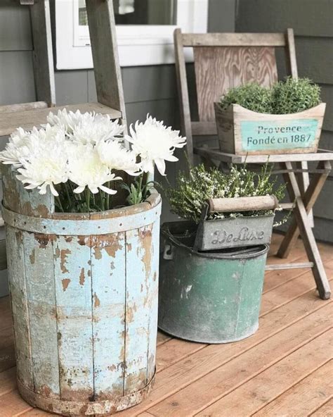 17 Best Farmhouse Outdoor Decor Ideas and Designs for 2021