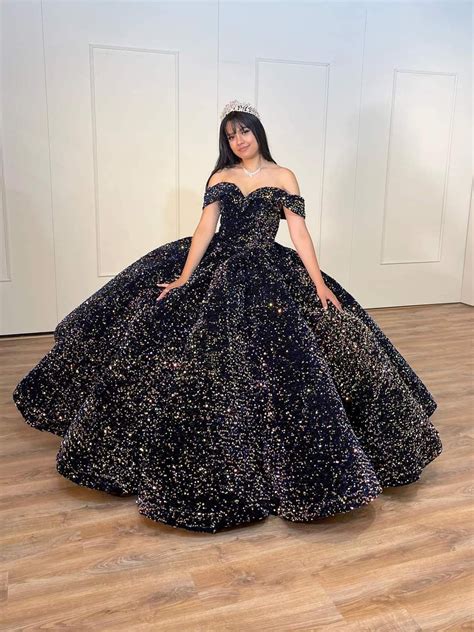 Pin by رزان on منشوراتي المحفوظة Black quinceanera dresses Black