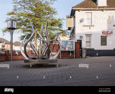 Kirkby in ashfield clock hi-res stock photography and images - Alamy