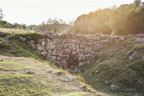 älteste Brücke der Welt steht in Griechenland TRAVELBOOK