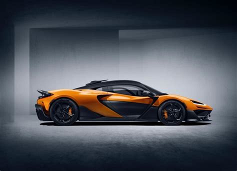 McLaren W1 è la più potente di sempre ha 1 275 CV con il V8 ibrido