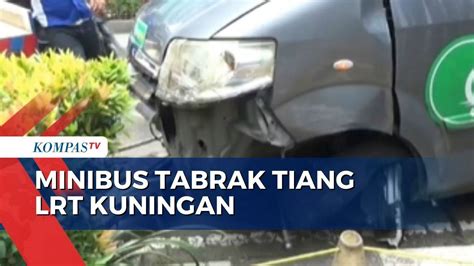 Diduga Mengantuk Sebuah Minibus Tabrak Tiang LRT Kuningan Jaksel