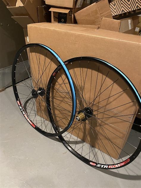 Hope Pro Stans Flow Ztr Wheelset For Sale