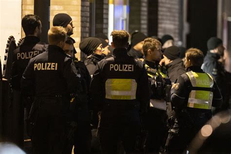 Anti Terror Einsatz im Ruhrgebiet Brüder festgenommen Tipp kam von US