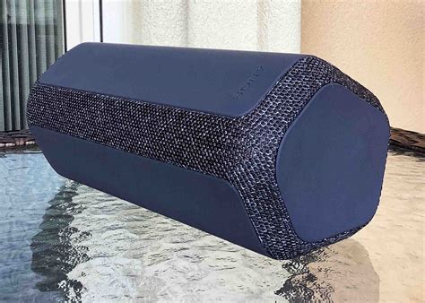 sony srs xe specs watts toms tek stop