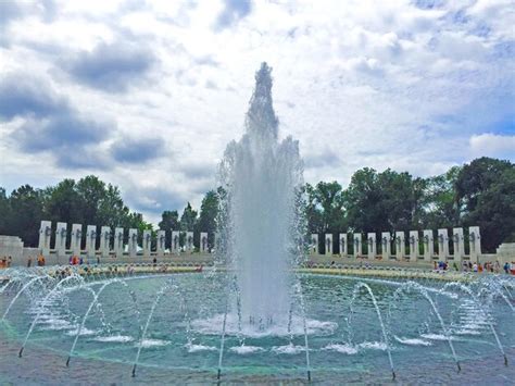 Premium Photo | Fountain at national world war ii memorial against ...