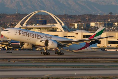 Boeing 777-200LR - Price, Specs, Photo Gallery, History - Aero Corner
