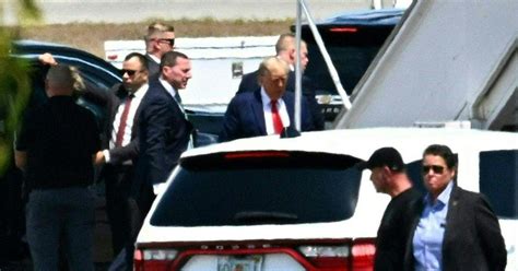 Trump Pone Rumbo A Nueva York Donde Este Martes Comparecerá Ante El