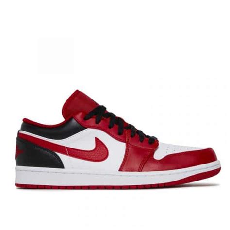 Jordan Retro 1 Low Bulls Hidden Hype Clothing