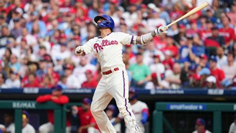 Castellanos' 2 homers power Phillies past Rockies 4-3