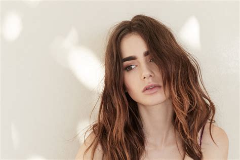 Wallpaper Lily Collins Women Brunette Actress Long Hair 2000x1334 Ozanicen 1679943