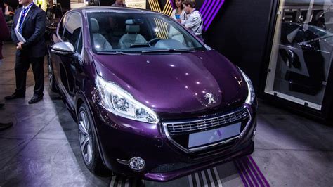 Peugeot 208 Xy Versión De Producción En El Salón De París 2012