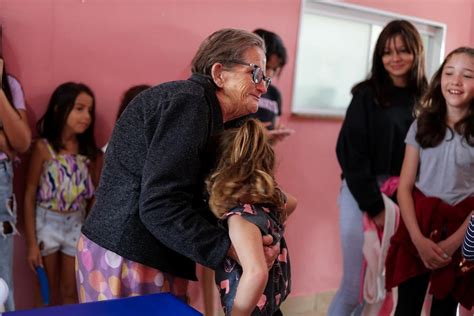 Visita da Colônia de Férias à Vila Vicentina Prefeitura Municipal de