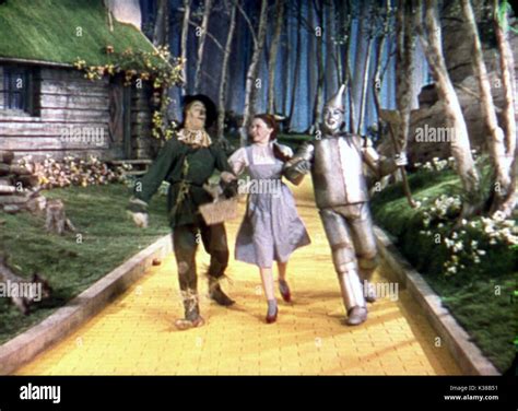 The Wizard Of Oz Ray Bolger As The Scarecrow Judy Garland As Dorothy