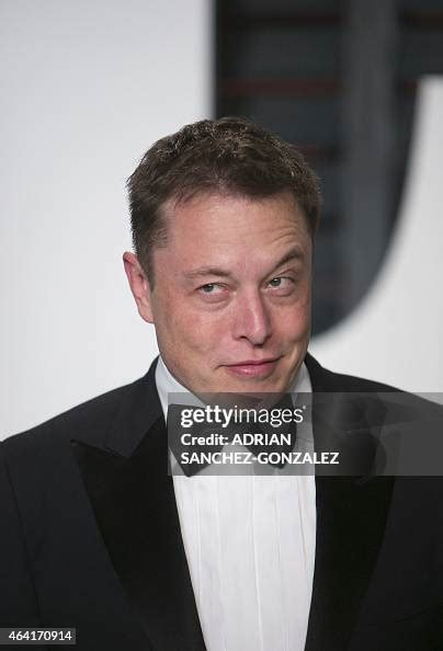 Elon Musk Arrives For The 2015 Vanity Fair Oscar Party On February