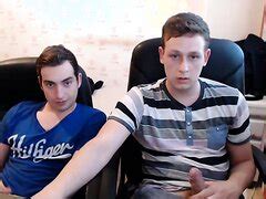 Webcam Str Guy Lets Gay Friend Touch ThisVid