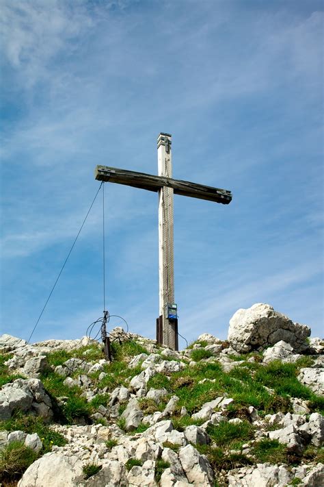 Mountainsummitsummit Crossbavariahike Free Image From