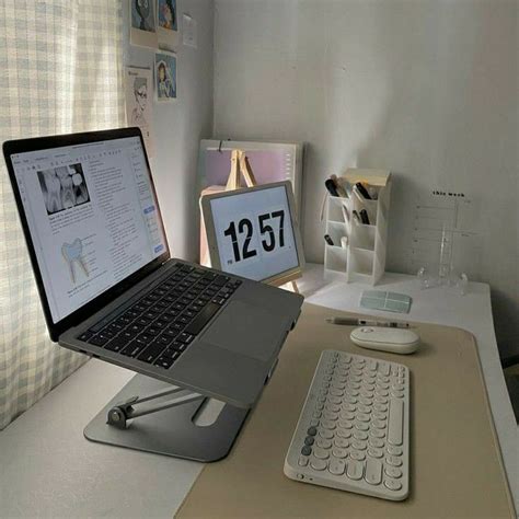 2023 Study Desk Decor Ideas