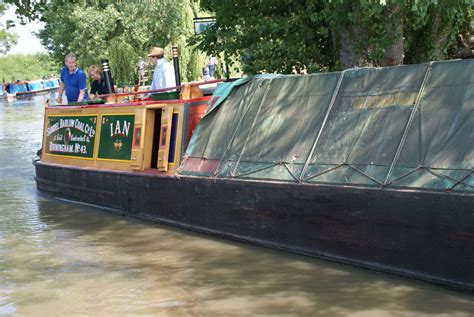 Pin By Jaroslav Vaškeba On Canal Boat Canal Boat Working Boat Narrowboat