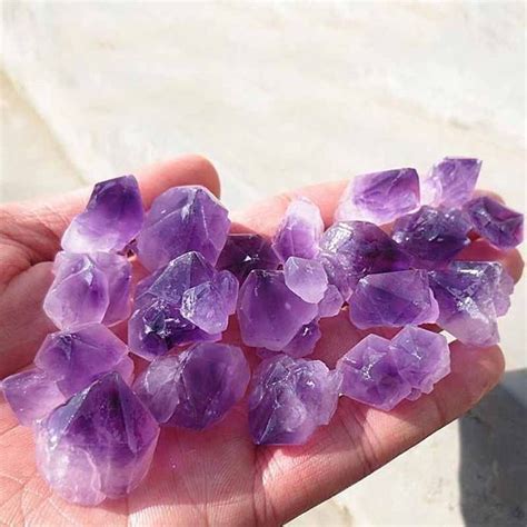 Hot Item Wholesale Natural Gemstone Magic Health Healing Quarz