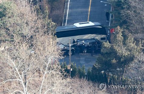 공수처 최 대행에 경호처 체포영장 집행 협조 명령 요구종합