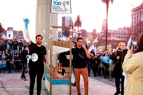 Tiempo Argentino On Twitter Atentado Contra Cfk Llorens Bertuzzi Y