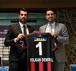 Fatih Karagumruk S New Coach Volkan Demirel Has Signed A 2 5 Years