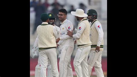 Abrar Ahmed Incredible Debut Ne Sensation 11 Wickets Pak Vs Eng