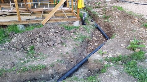 Сбор дождевой воды с крыши частного дома и монтаж водопровода