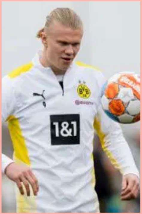 Erling Haalands Hair In 2023 Soccer Shirts Hair Game Celebrity Look