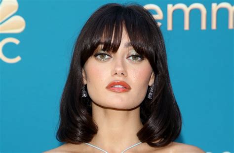 Fallout Star Ella Purnell Shares Swimsuit Photo Under The Sun