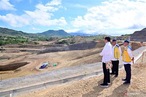 Jokowi Pembangunan Bendungan Mbay Strategi Capai Kedaulatan Pangan