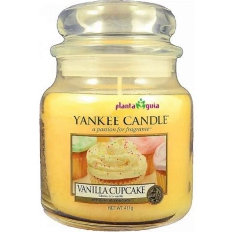 Yankee Candle Vanilla Cupcake Classic Medium Candle 411g Kuantokusta