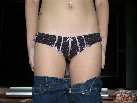Southern Girl Modeling Nude