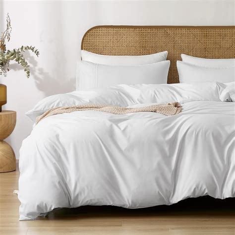 Amazon JELLYMONI 3 Pieces White Duvet Cover Twin Size Ultra Soft