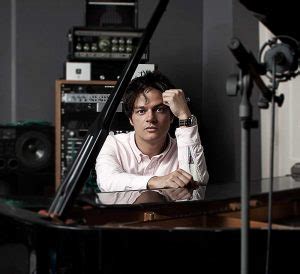 Jamie Cullum Twenty Years After Twentysomething Everything Jazz